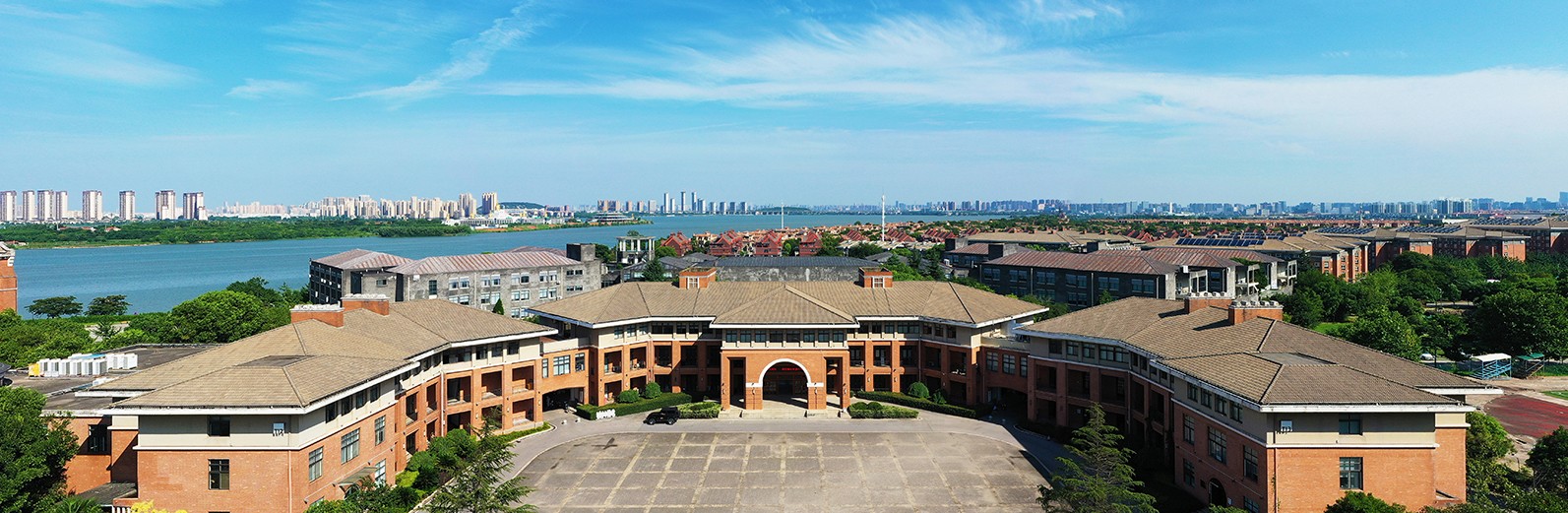 武汉设计工程学院